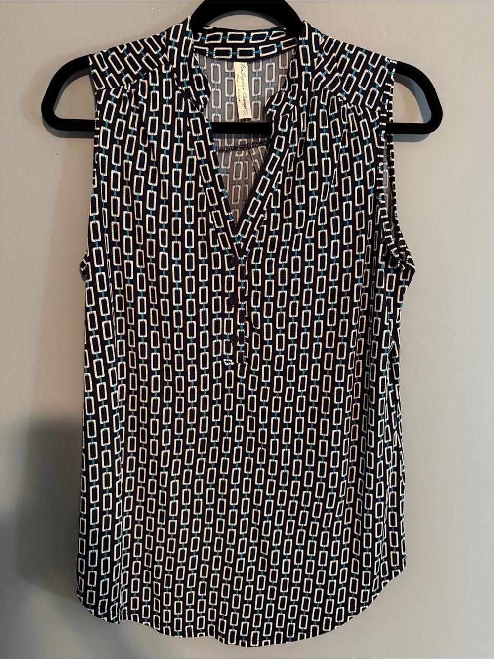 PerSeption Concept Sleeveless V-Neck Geometric Print Top - Black & White